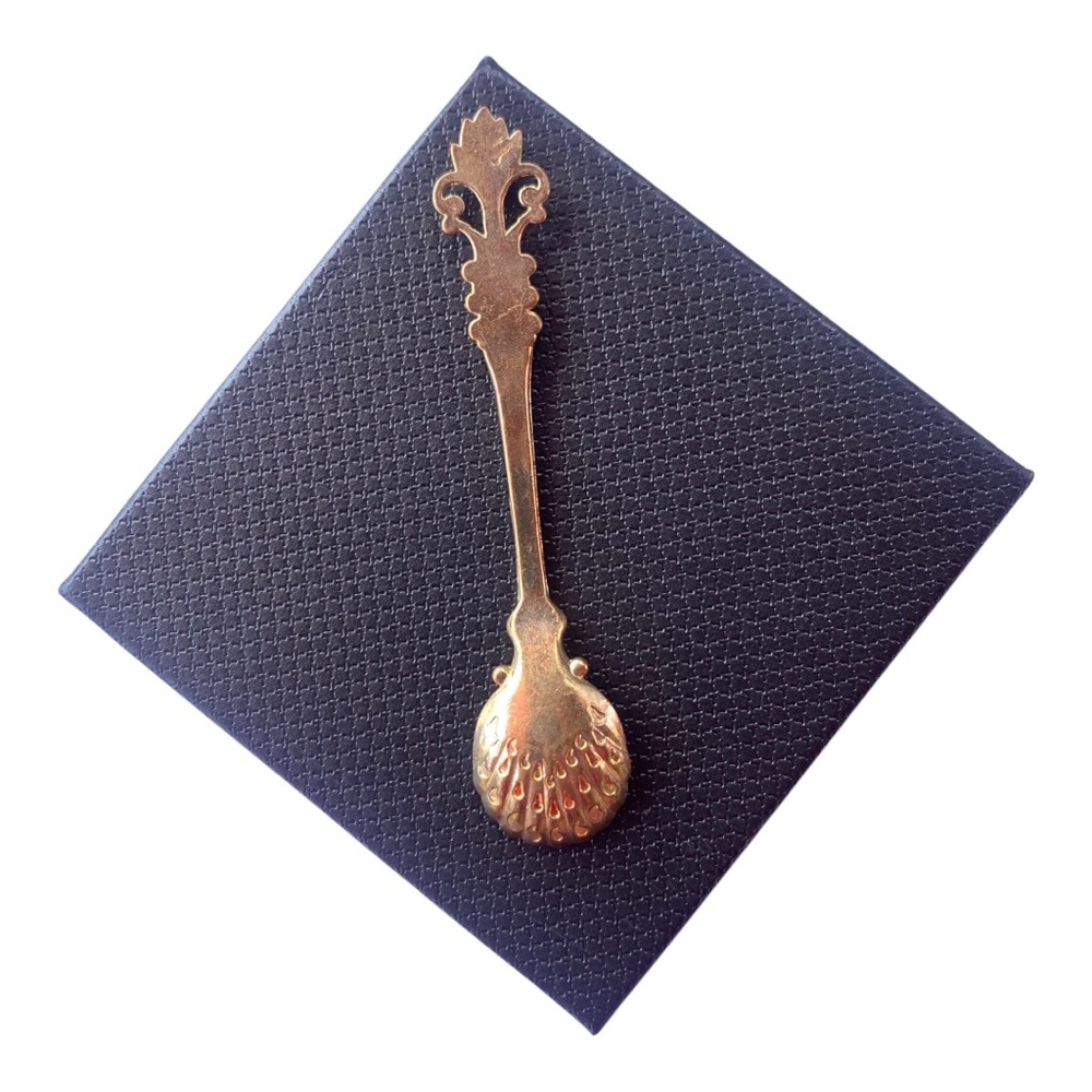 Vintage-style gold-tone mini teaspoon - Picture 10 of 11